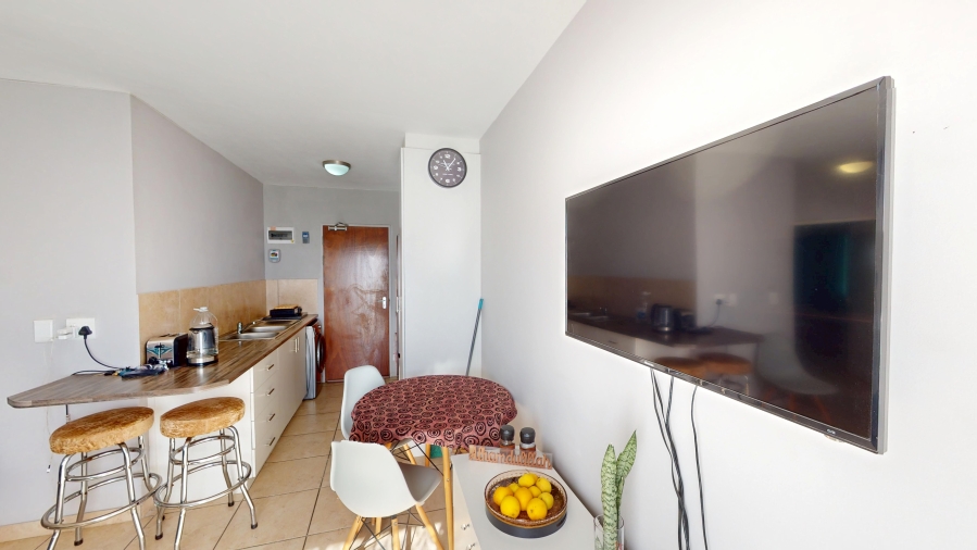 2 Bedroom Property for Sale in Guldenland Western Cape
